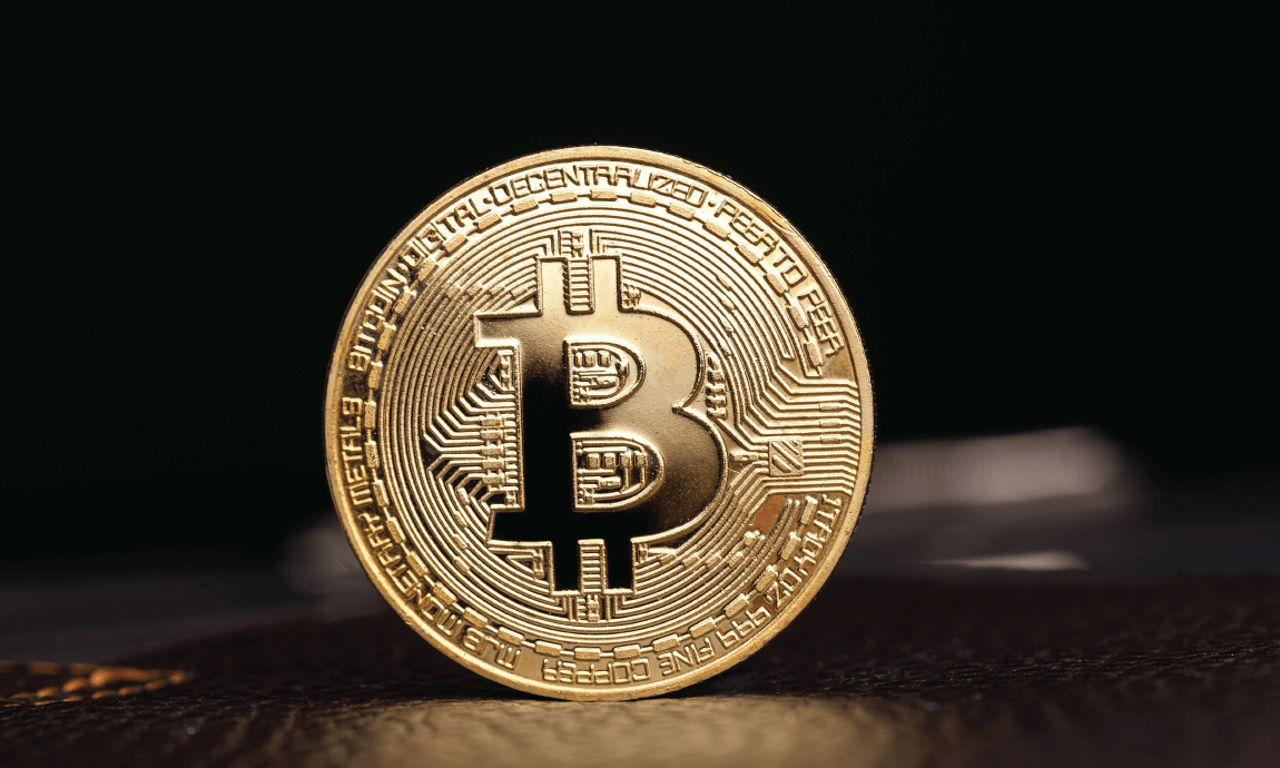 Bitcoin tops $60,000 as SEC will allow the first Bitcoin ETFs