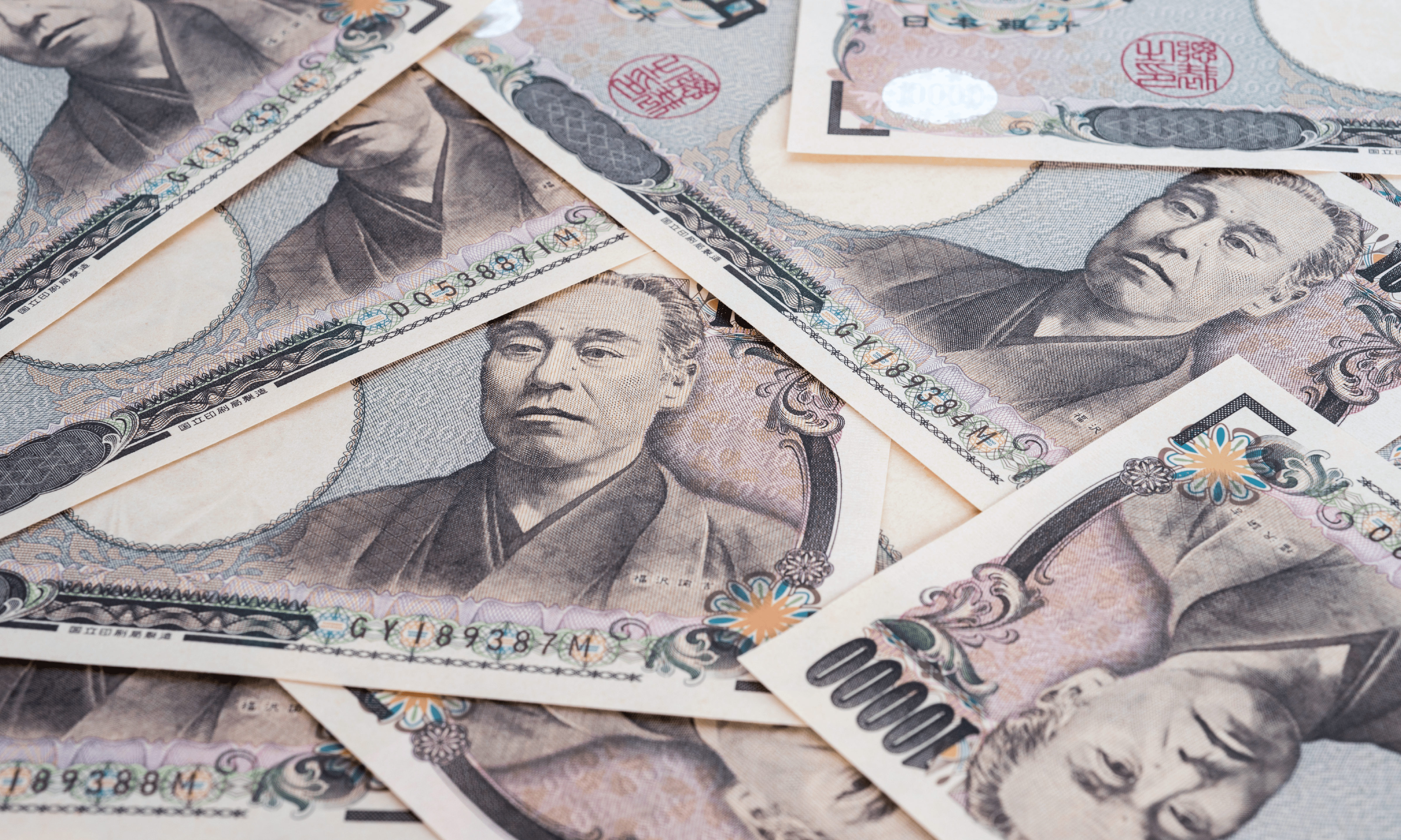 Japanese Yen falls across the board on BoJ’s ultra-easy policy