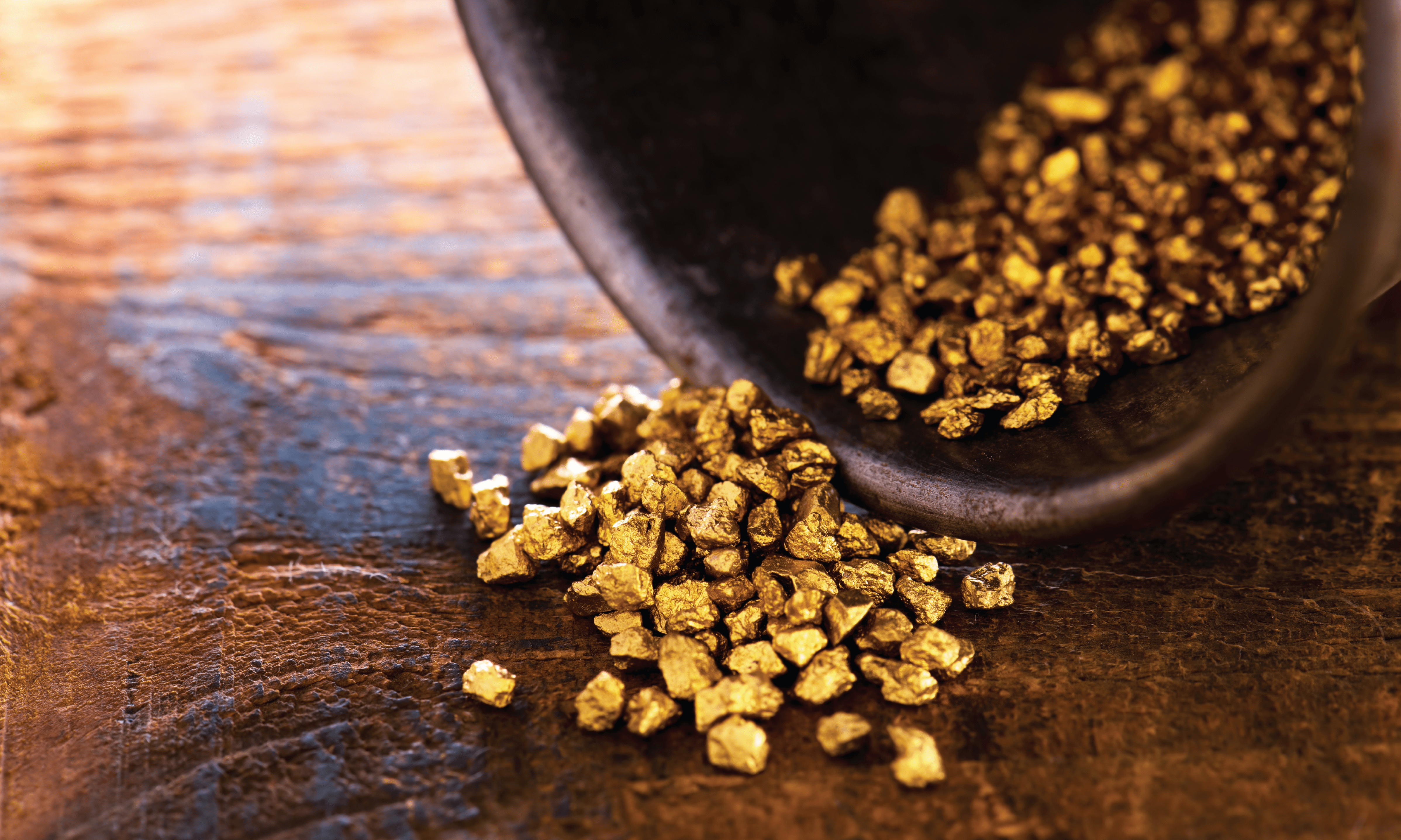 Gold fell to a 6-month low of $1,875/oz on a stronger dollar and yields